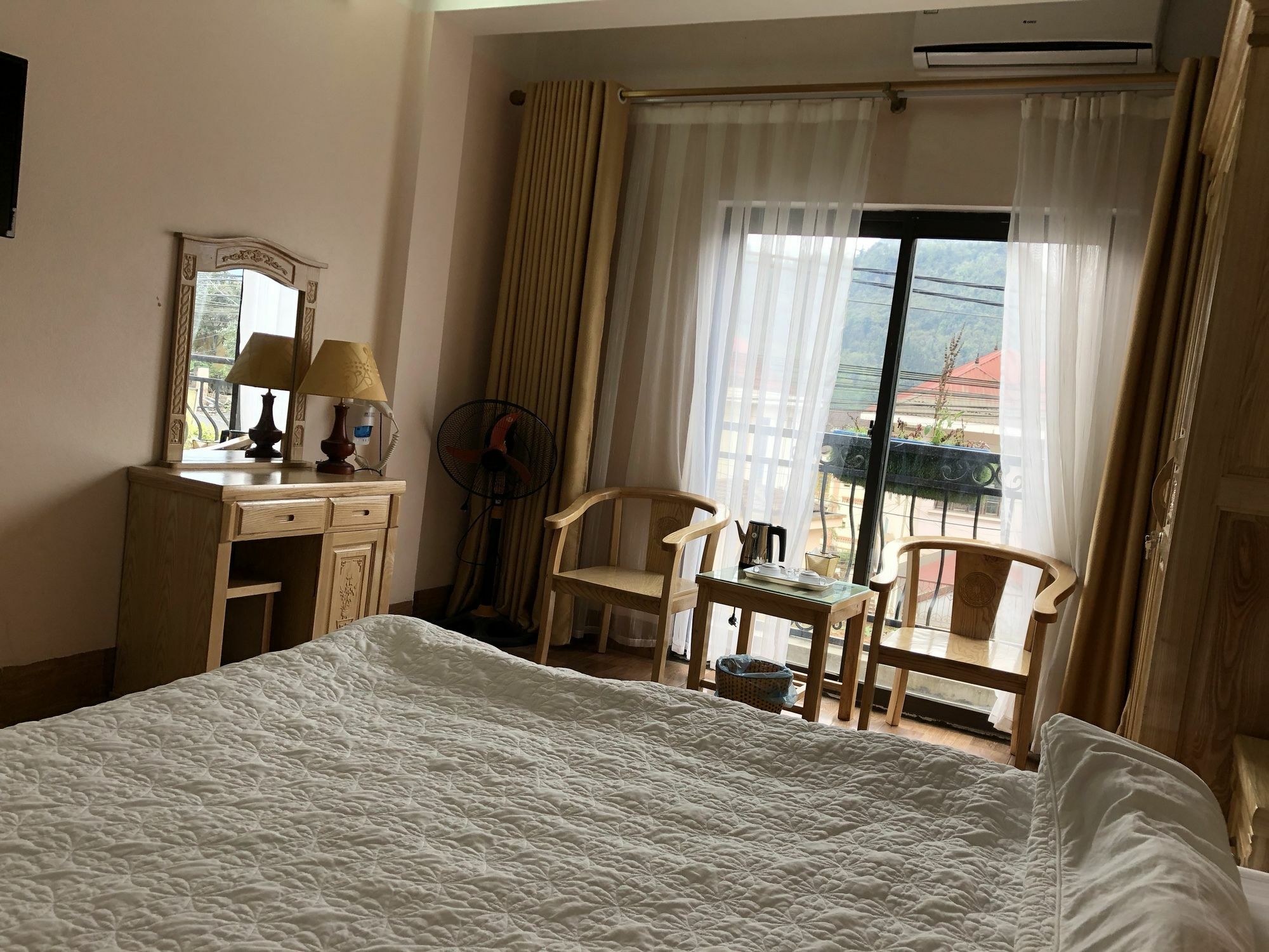 Hotel Dh Sa Pa Esterno foto
